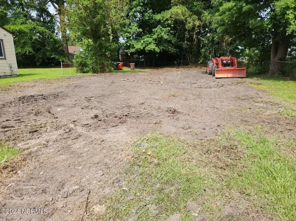 111 Harrell Street, Elizabeth City, NC 27909