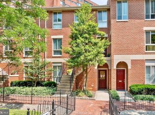 16 Andrew Pl #16, Baltimore, MD 21201