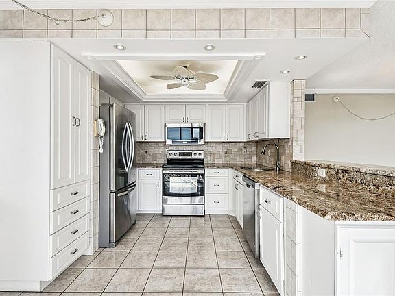 4th image of 6104 PALMA DEL MAR BOULEVARD S #402