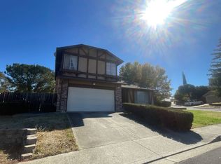 2211 Montevideo Dr, Pittsburg, CA 94565