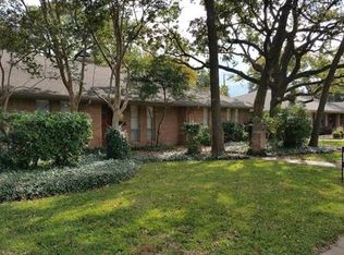 1606 Green Oaks Dr, Irving, TX 75061