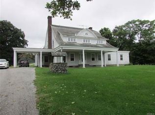 101 Pleasant Hill Rd #2, New Windsor, NY 12553