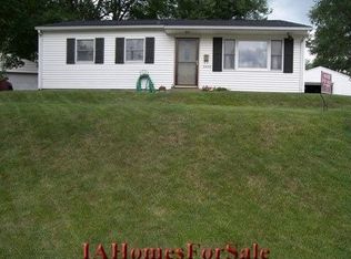 2420 Illinois St SW, Cedar Rapids, IA 52404