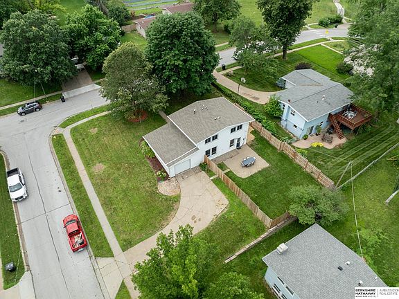4th image of 8204 Meredith Ave