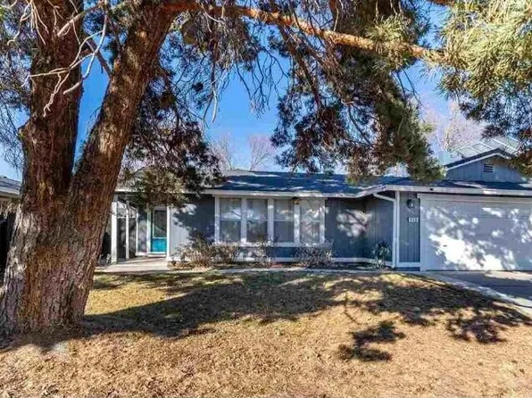 950 Robbie Way, Sparks, NV 89434