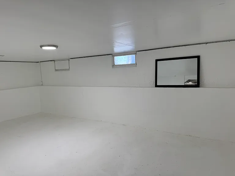 1003 Benham St #105 — Photo 13