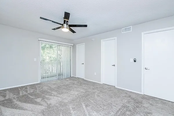 Wymore 360 Apartments — Photo 28