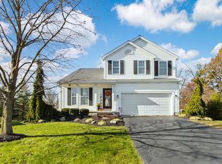 8322 Aurora Ct, Lewis Center, OH 43035