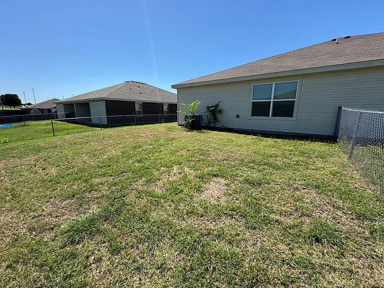 3802 John Chisholm Loop — Photo 25