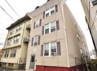 20 Stuyvesant Ave APT 1, Newark, NJ 07106