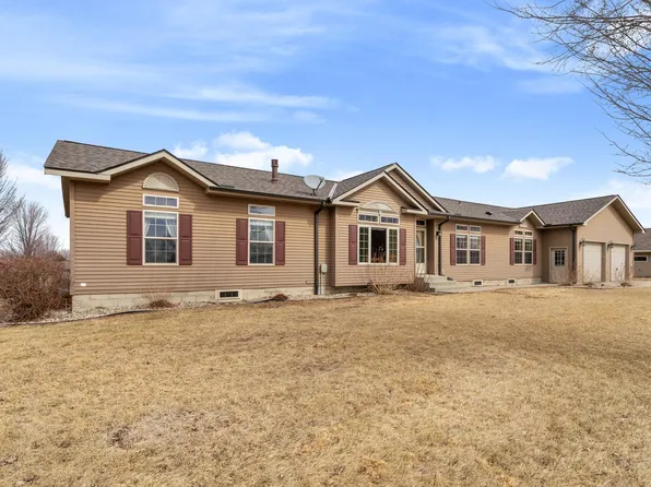 606 Appel St, Springfield, MN 56087