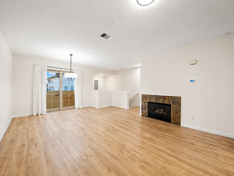 312 Bishop Dr — Photo 14