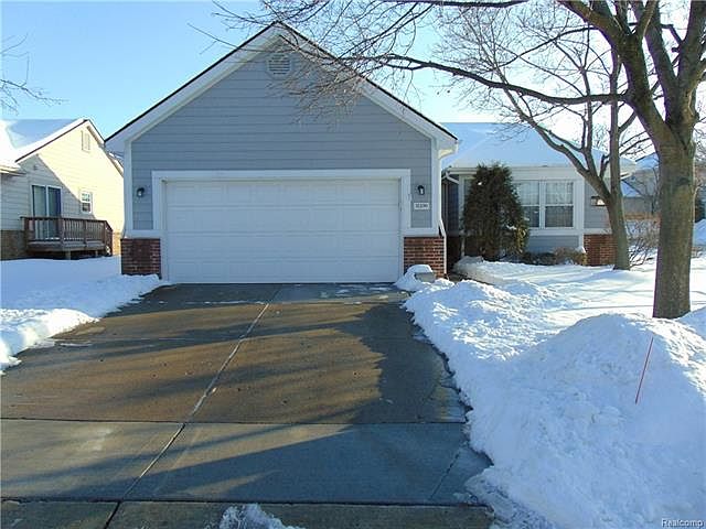 1st image of 31190 Tanglewood Dr #1