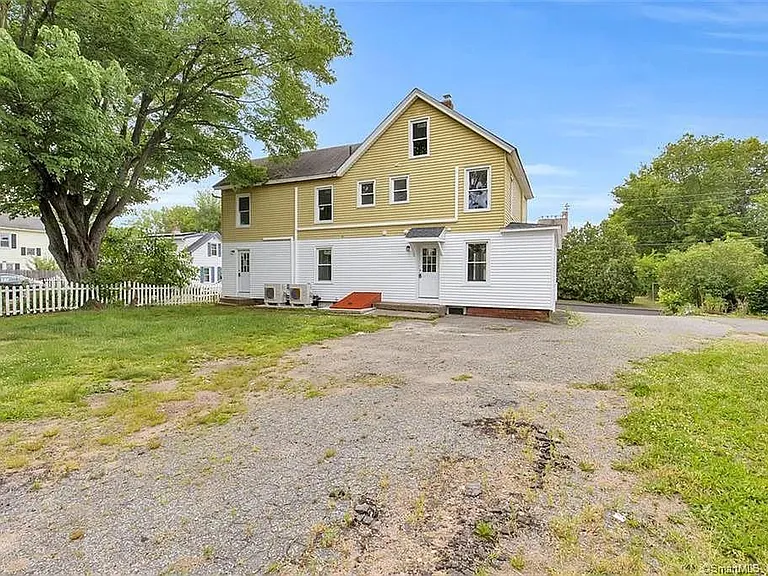 51 Mill St #51 MILL ST — Photo 5
