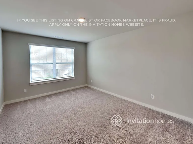 783 Mickelson Way — Photo 14