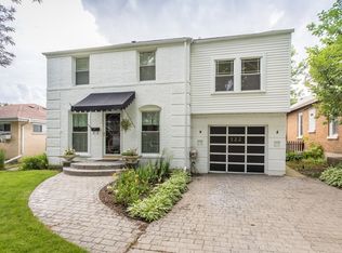122 S Home Ave, Park Ridge, IL 60068