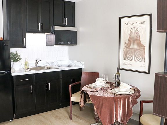 2nd image of 6175 W Grand Ave #1001