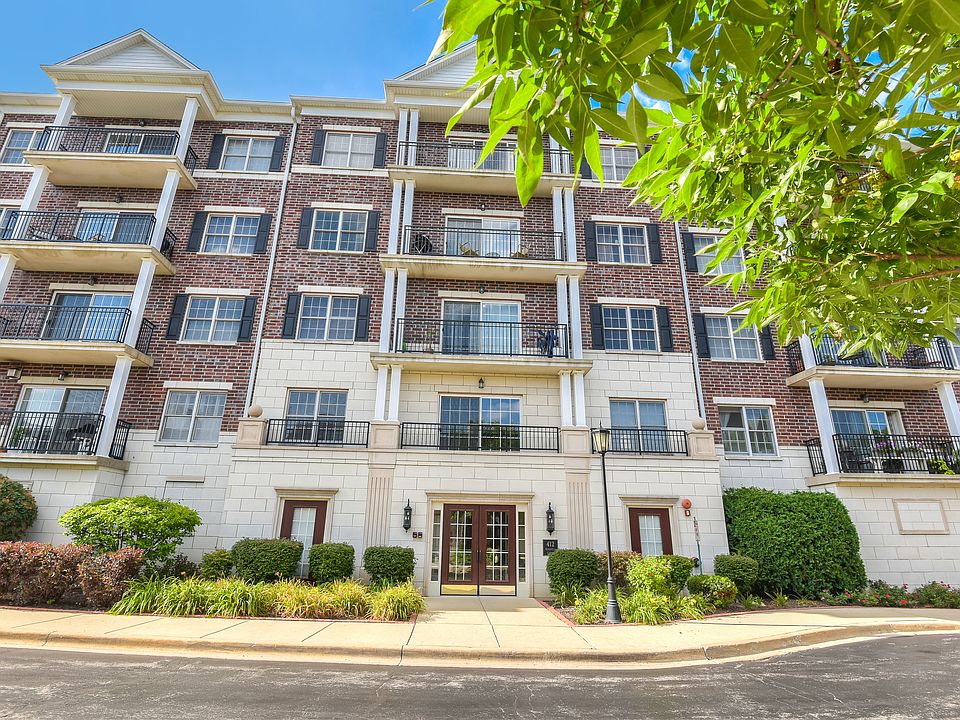 1st image of 412 McDaniels Cir APT 204