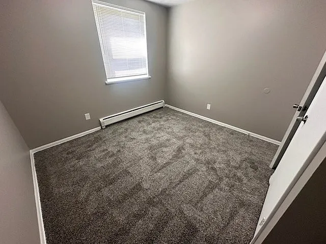 1820 Lyons Ave #3 — Photo 5