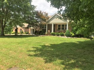 517 Hawkins Rd, Clarksville, TN 37040