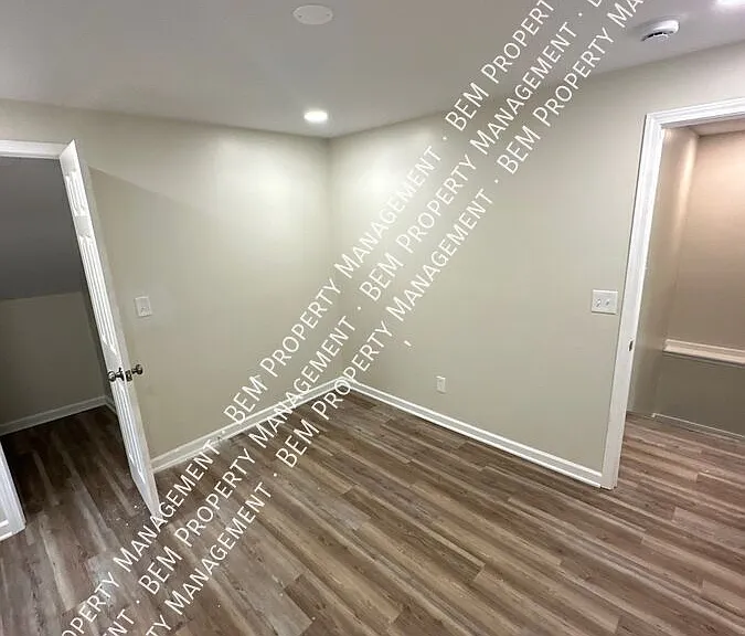 4204 Wabash Ave — Photo 15