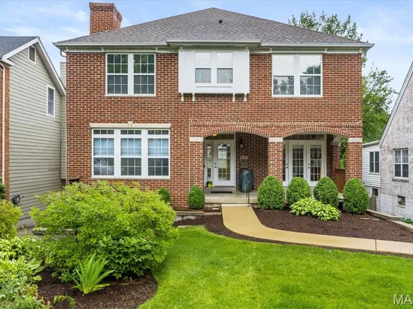 520 East Dr, Saint Louis, MO 63130