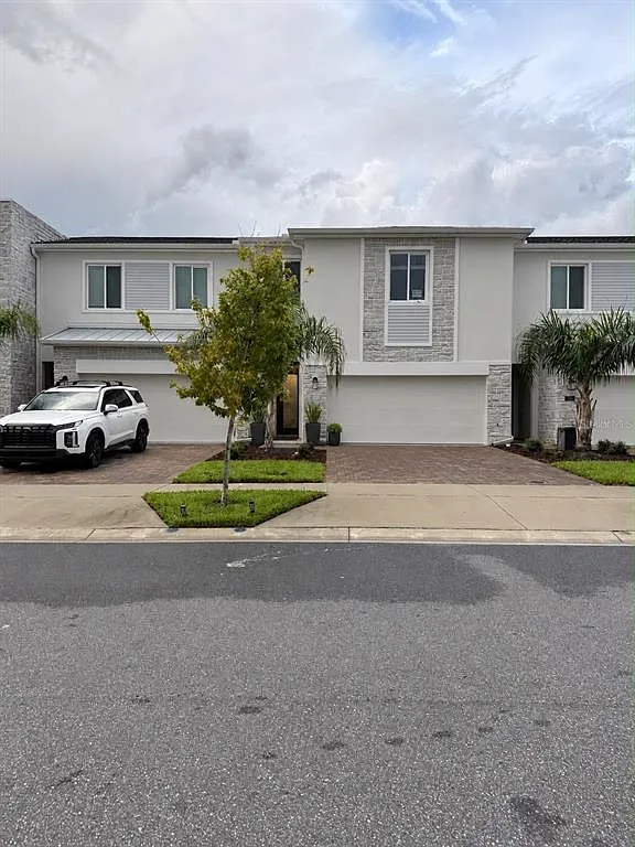 4 bed, 3.5 bath, 1944 sqft, $2,350 — Photo 2