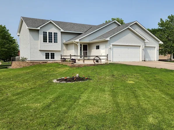 251 Ringneck Cir, Montrose, MN 55363