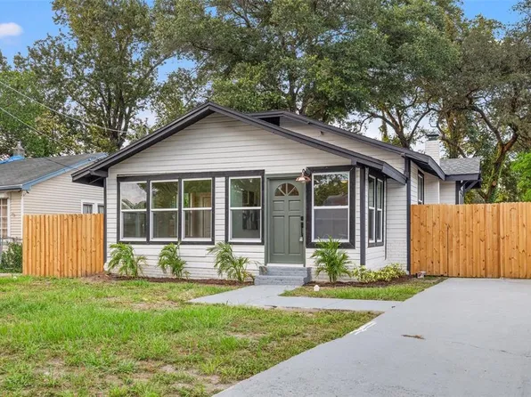 1210 E Giddens Ave, Tampa, FL 33603