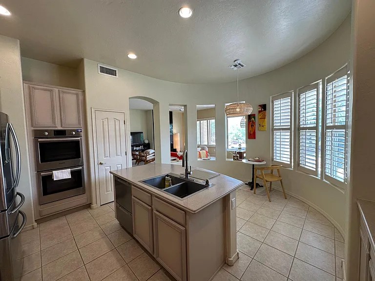 5116 N Fairway Heights Dr — Photo 4