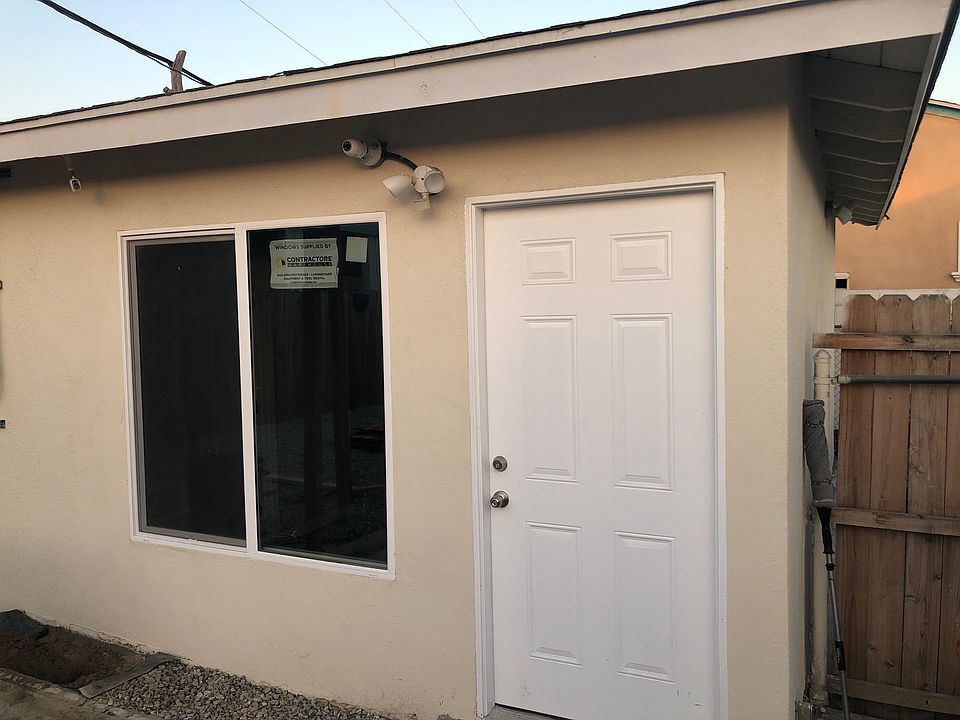 1st image of 10807 Milano Ave