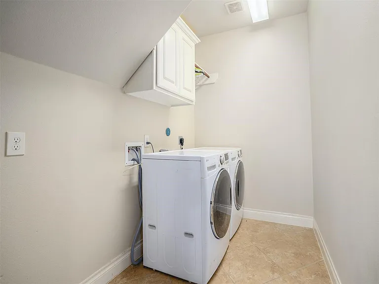 10007 Eldarica Way — Photo 30