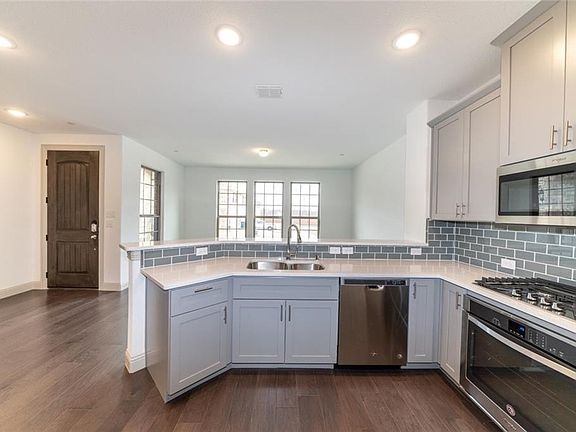5th image of 4612 Piedras Lanzar Dr