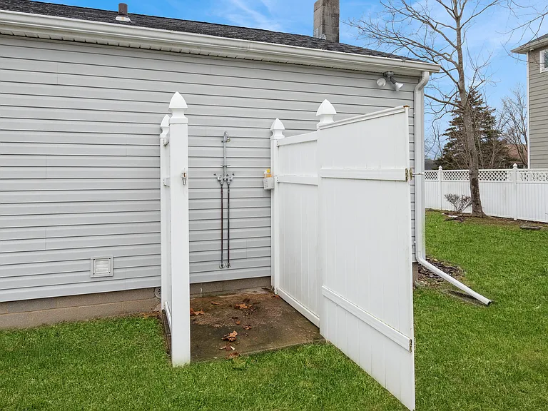 220 Fiddler Ln — Photo 16