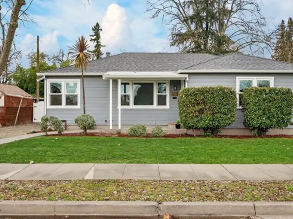 447 Bartlett Ave, Woodland, CA 95695