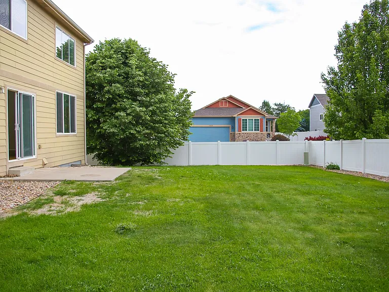 1506 Dryland St — Photo 5