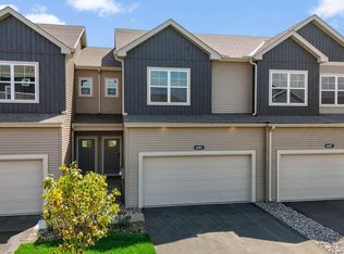 6683 Bluestem Way, Excelsior, MN 55331