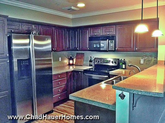3rd image of 3201 Pacific Ave Unit 106