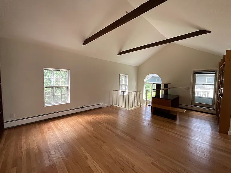 49 Irving St #3 — Photo 5