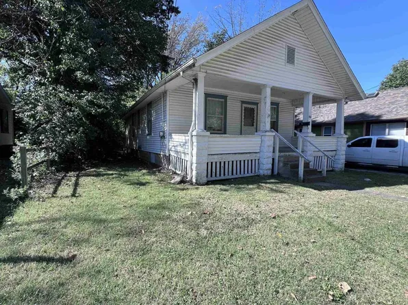 308 S Forest Ave, Carbondale, IL 62901