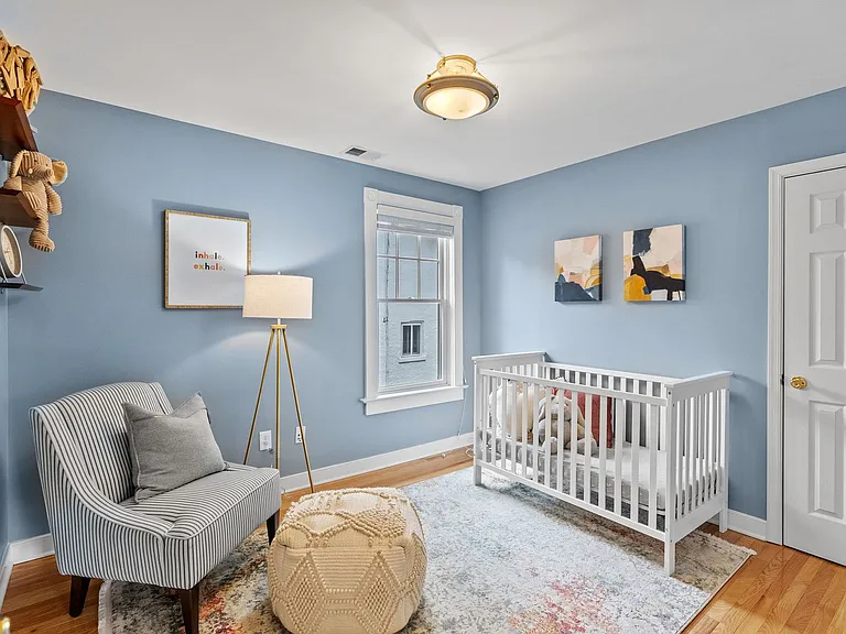5213 Cathedral Ave NW — Photo 39