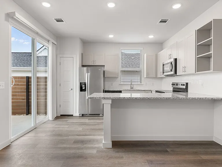 B1 Kitchen B1 Kitchen