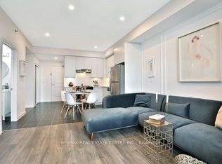 2490 Old Bronte Rd #318, Oakville, ON L6M0Y5