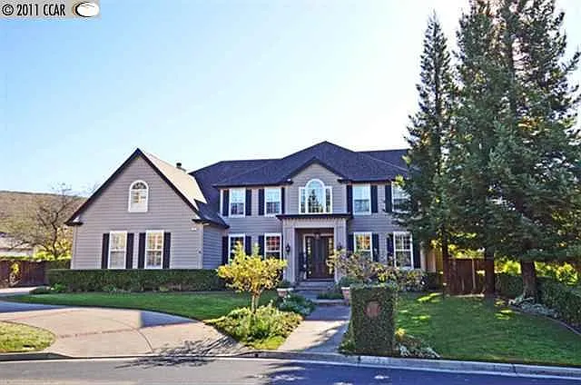 13 Crownridge Ter photo 1