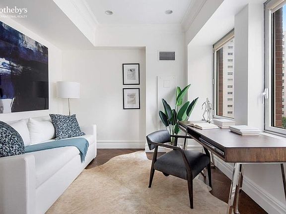 5th image of 181 E 65th St APT 6D