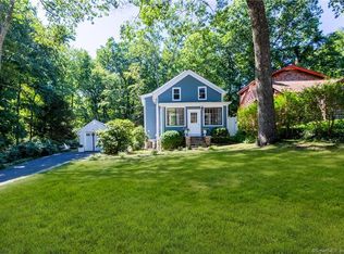 55 Laurel Rd, Stamford, CT 06903