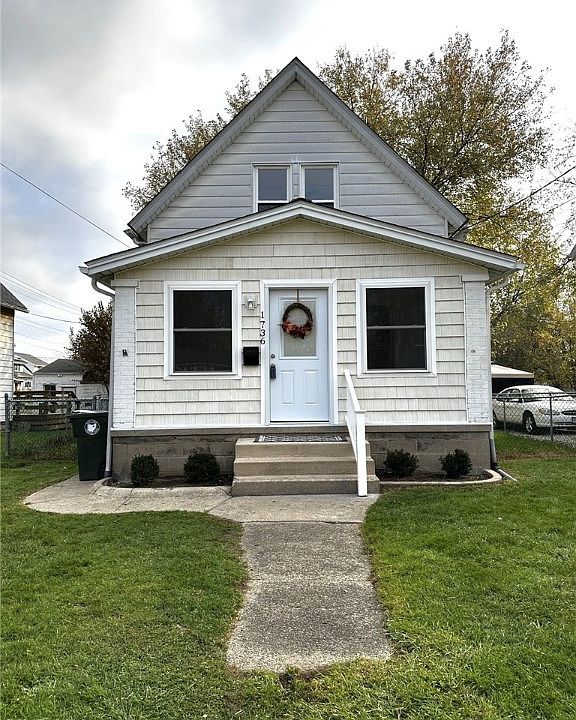 1736 Roosevelt Ave NE, Canton, OH 44705 | Zillow