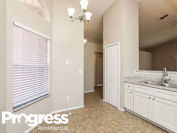 5th image of 1532 Woodwind Dr