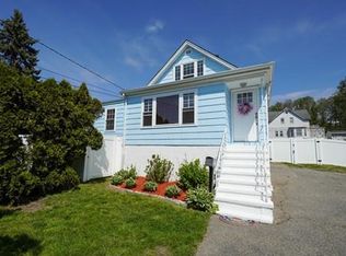 26 Pierce Ave, Tiverton, RI 02878