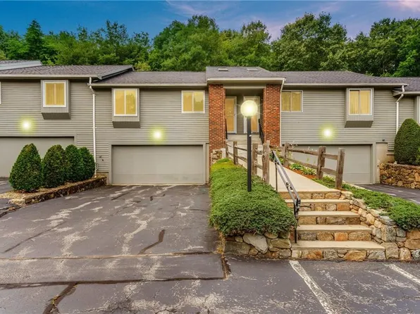 125 Smith Ave Unit 4C, Smithfield, RI 02828